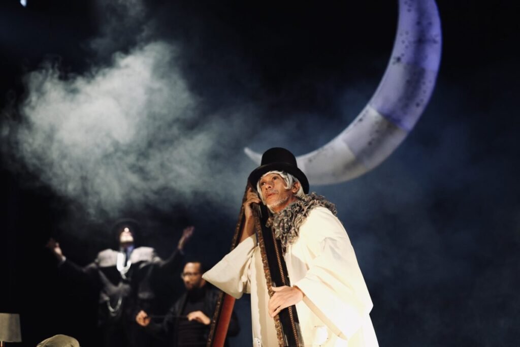 Bellas Artes acerca el teatro a los estudiantes del Liceo Belisario Peguero con “El sueño de la vida”