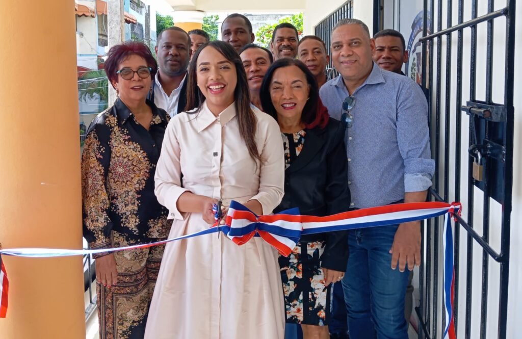 Diputada Tayluma Calderón inaugura oficina legislativa y de atención ciudadana en SDE