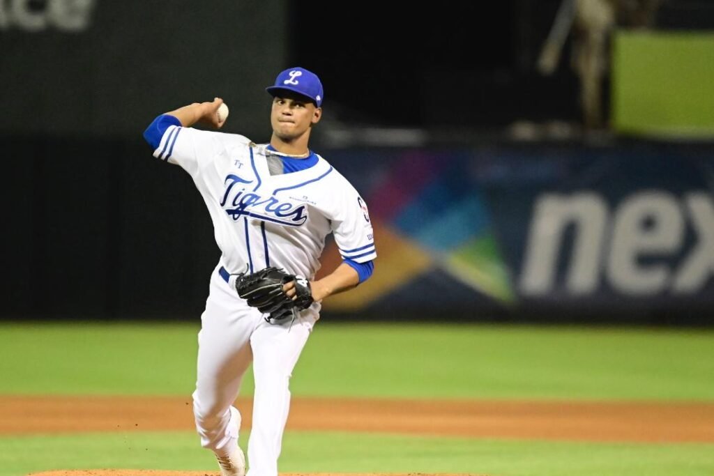 Albert Abreu lidera la rotación de lanzadores del Licey en los próximos tres juego