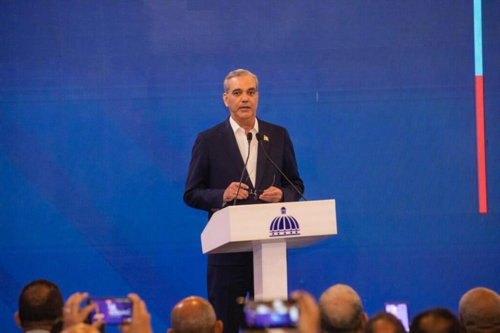 Presidente Abinader lamenta muerte de niña en excursión y asegura que “RD no es un país racista”